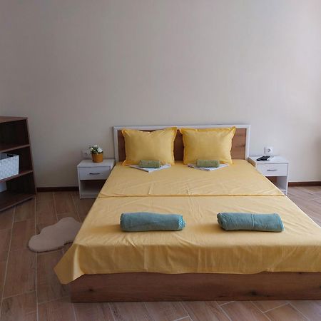 Krimski Apartment - Free Private Parking Varna Dış mekan fotoğraf