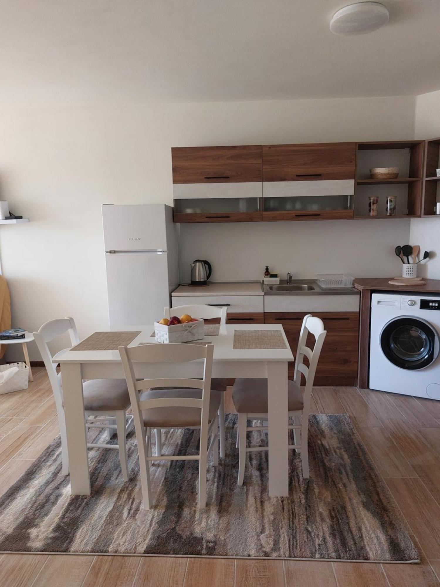 Krimski Apartment - Free Private Parking Varna Dış mekan fotoğraf